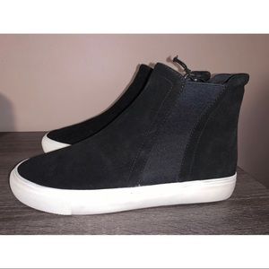 Gap Women’s Chelsea Sneakers
